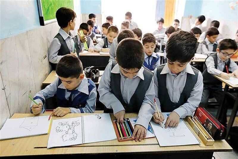 برخورد با مراکز آموزشی غیرمجاز/ آموزش حضوری اولویت اصلی آموزش و پرورش است