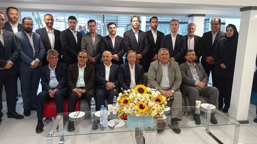 تقدیر مدیرکل بنیاد شهید مازندران از عملکرد کرامت‌محور بانک دی در تنکابن
